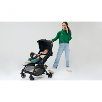 Carucior sport Lionelo Julie One 0-22 kg pliere compacta pentru avion negruauriu