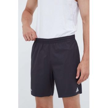 adidas Performance pantaloni scurți de alergare Designed for Running culoarea negru