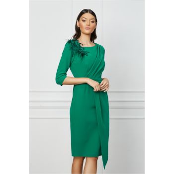 Rochie verde cu aplicatie florala maxi pe umar