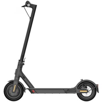 Trotineta Mi Electric Scooter Essential Capacitate Baterie 5100 mAh Autonomie pana la pana la 20 km  Negru