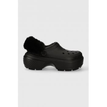 Crocs papuci Stomp Lined Clog femei, culoarea negru, cu platforma, 208546