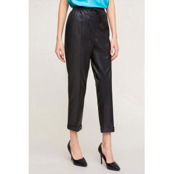 Pantaloni crop din piele ecologica