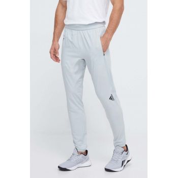 adidas Performance pantaloni de antrenament Designed for Training culoarea gri, neted