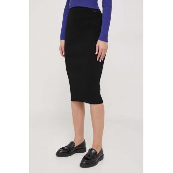 Lacoste fusta culoarea negru, midi, creion