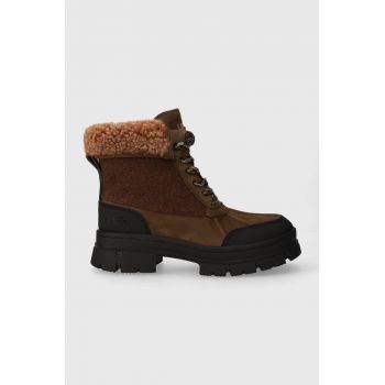 UGG pantofi Ashton Addie Tipped femei, culoarea maro, cu platforma, izolare usoara, 1143858