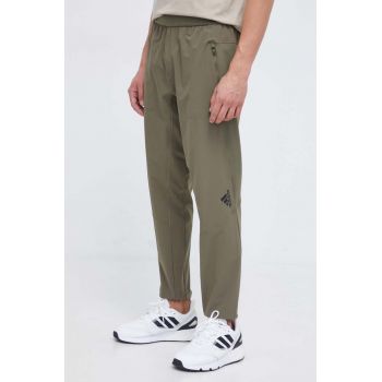 adidas Performance pantaloni de antrenament Designed for Training culoarea verde, neted