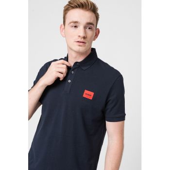 Tricou polo slim fit cu aplicatie logo Dereso