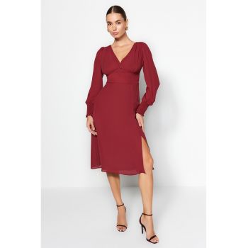 Rochie cu decolteu in V si slit lateral