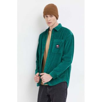 Tommy Jeans cămașă din velur culoarea verde, cu guler clasic, relaxed DM0DM18324