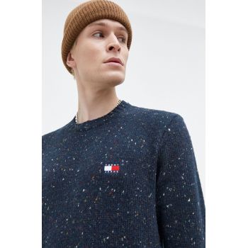 Tommy Jeans pulover din amestec de lână bărbați, culoarea bleumarin DM0DM18359