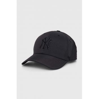 47brand sapca MLB New York Yankees culoarea negru, cu imprimeu