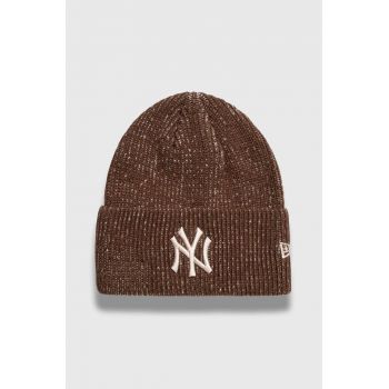 New Era caciula culoarea maro, din tricot gros, NEW YORK YANKEES ieftina