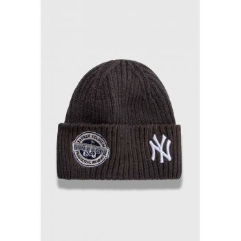 New Era caciula culoarea gri, din tricot gros, NEW YORK YANKEES ieftina