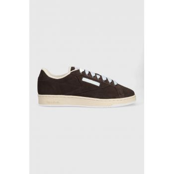 Reebok sneakers din piele întoarsă Club C culoarea maro HP6471-brown