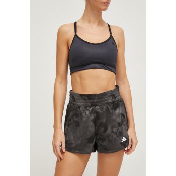 adidas Performance pantaloni scurți de antrenament Pacer culoarea gri, cu model, high waist IN4303