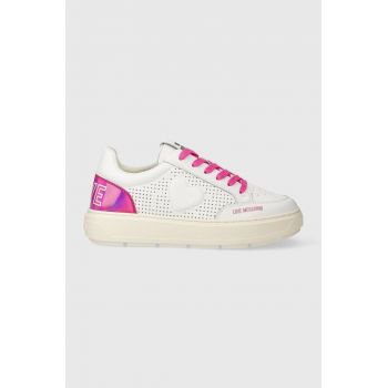 Love Moschino sneakers culoarea alb JA15274G1IJC410B