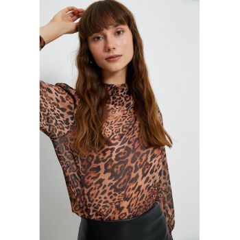Bluza cu model animal print