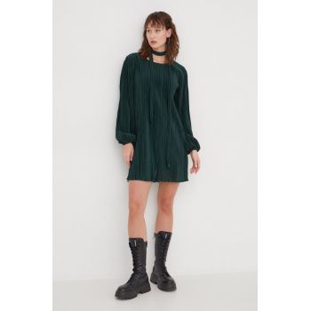 Abercrombie & Fitch rochie culoarea verde, mini, evazati