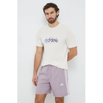adidas tricou din bumbac bărbați, culoarea bej, cu imprimeu IM8310 ieftin