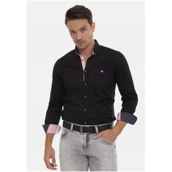 Camasa slim fit cu guler fixat cu nasturi