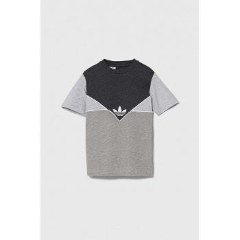 adidas Originals tricou de bumbac pentru copii culoarea gri, modelator
