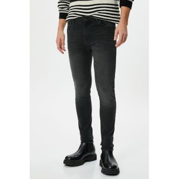 Blugi skinny cu 5 buzunare