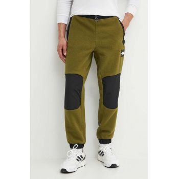 The North Face pantaloni de trening M Fleeski Y2K Pant culoarea verde, cu model, NF0A879MPIB1