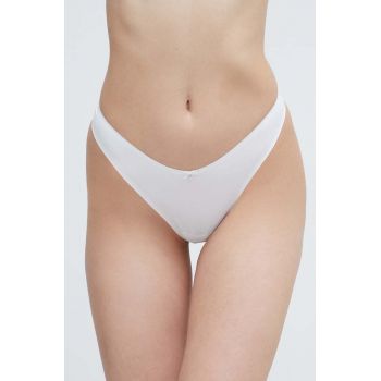 women'secret tanga FEMININE MICRO culoarea alb, 8327302 ieftini