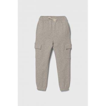 United Colors of Benetton pantaloni de trening din bumbac pentru copii culoarea gri, neted