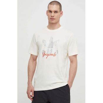 adidas Originals tricou din bumbac bărbați, culoarea bej, cu imprimeu IS2910