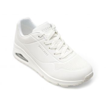 Pantofi sport SKECHERS albi, UNO, din piele ecologica ieftini