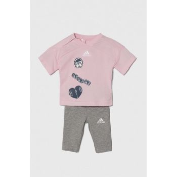 adidas compleu bebe culoarea roz