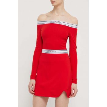 Tommy Jeans fustă culoarea roșu, mini, evazați DW0DW17880