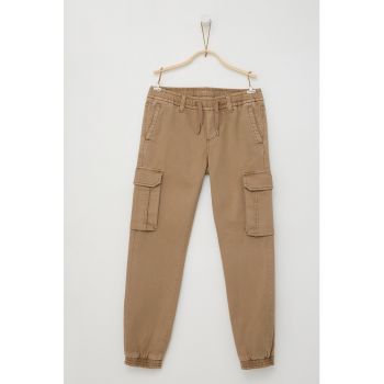 Pantaloni cargo cu snur de ajustare