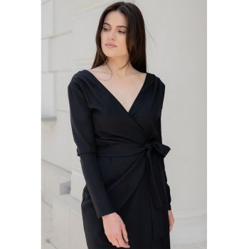 Rochie cu model petrecut