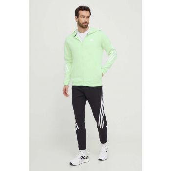 adidas bluză bărbați, culoarea verde, cu glugă, cu imprimeu IN3325