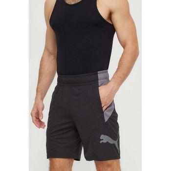 Puma pantaloni scurți de antrenament Favourite culoarea negru 522354