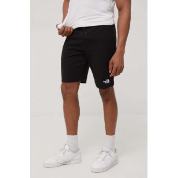 The North Face pantaloni scurti din bumbac barbati, culoarea negru