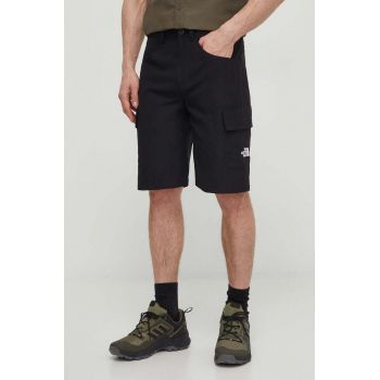 The North Face pantaloni scurti barbati, culoarea negru