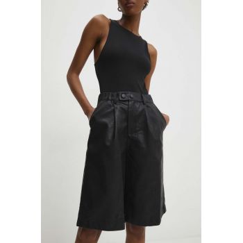 Answear Lab pantaloni scurti femei, culoarea negru, neted, high waist ieftini