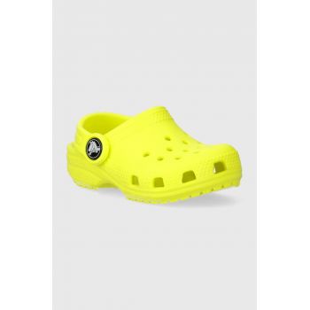 Crocs slapi copii CLASSIC CLOG culoarea verde