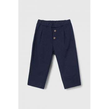 United Colors of Benetton pantaloni bebe culoarea albastru marin, neted