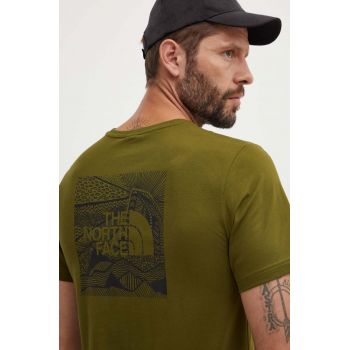 The North Face tricou din bumbac M S/S Redbox Celebration Tee barbati, culoarea verde, cu imprimeu, NF0A87NVPIB1