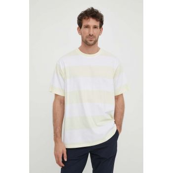 Levi's tricou din bumbac barbati, culoarea galben, modelator