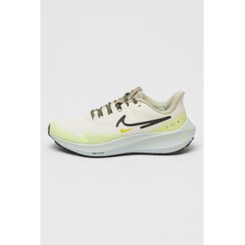 Pantofi cu finisaj rezistent la apa pentru alergare Air Zoom Pegasus 39 Shield