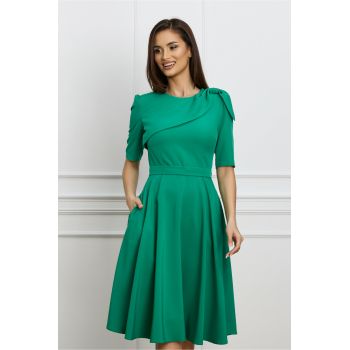 Rochie verde cu volan si funda pe bust