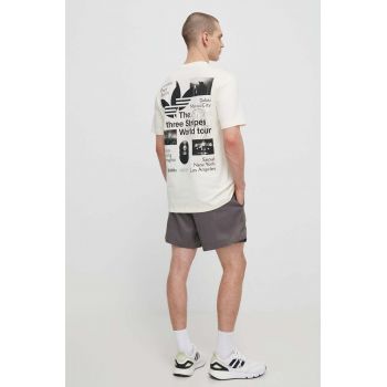 adidas Originals tricou din bumbac barbati, culoarea bej, cu imprimeu, IS2902 ieftin