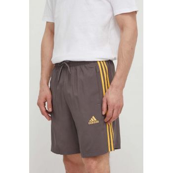 adidas pantaloni scurti barbati, culoarea gri, IS1394