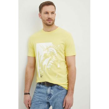 BOSS Orange tricou din bumbac bărbați, culoarea galben, cu imprimeu 50515626