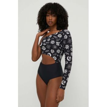 Rip Curl costum de baie dintr-o bucată Holiday culoarea negru, cupa usor rigidizata